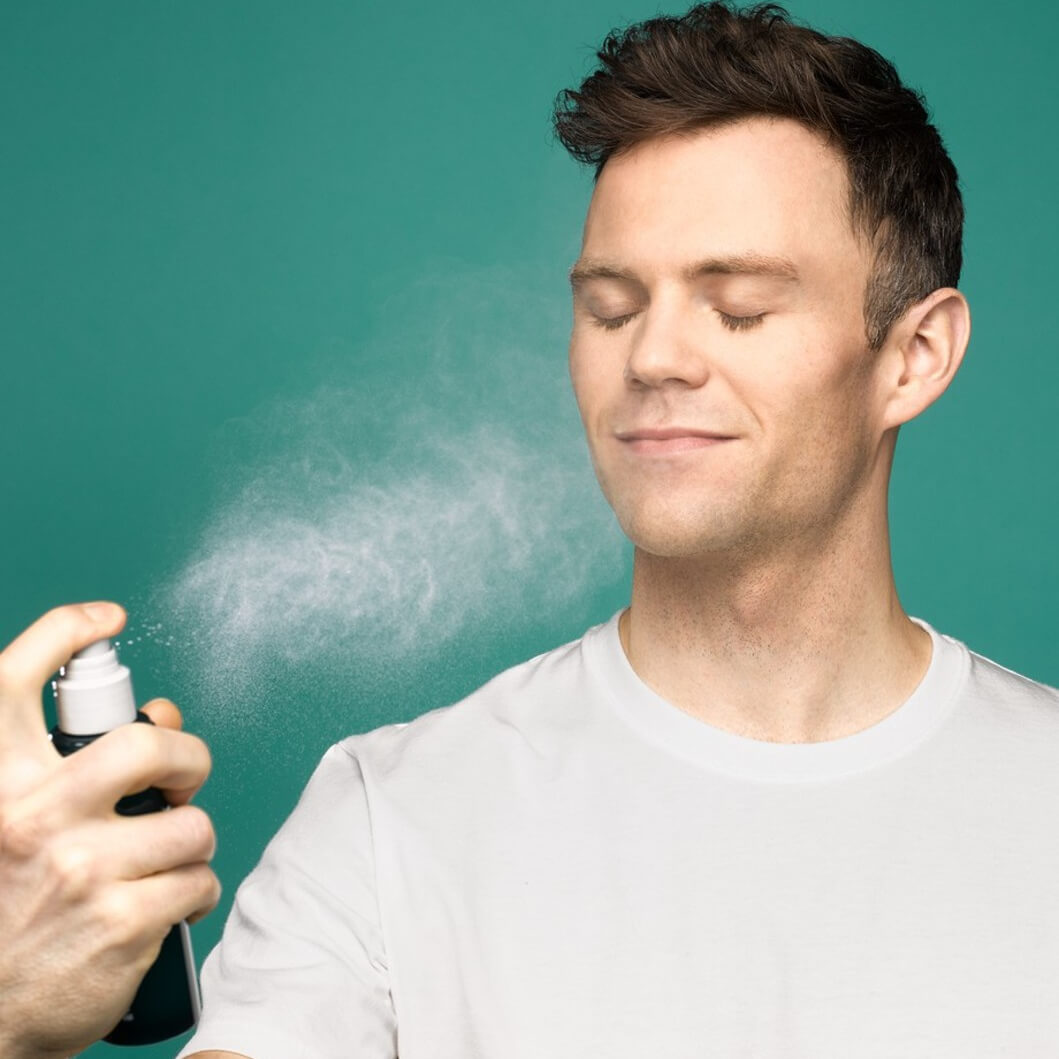 Harry's Post Shave Mist | in use